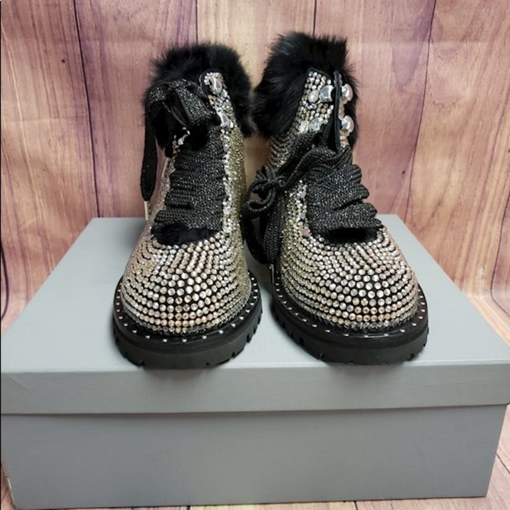 Lola Cruz Women's Bedazzled Ankle Boots 40/10